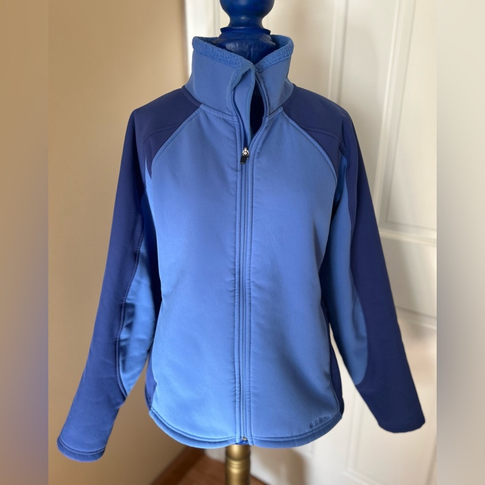 Women’s LLBean fleece lined jacket-great for skiing